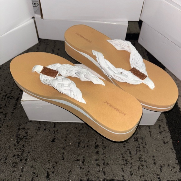 Women's White and Tan Sandals - Picture 5 of 7